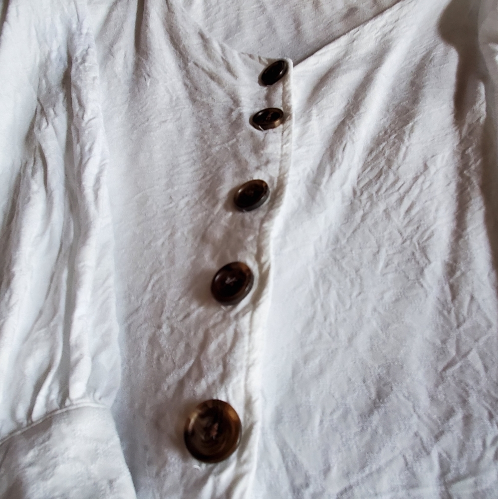 White long sleeve ModCloth poet sleeve shirt